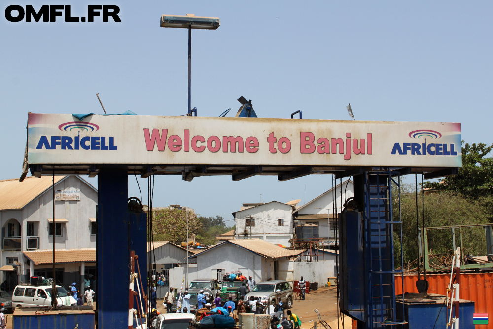 Panneau d'arrivée à Banjul en Gambie