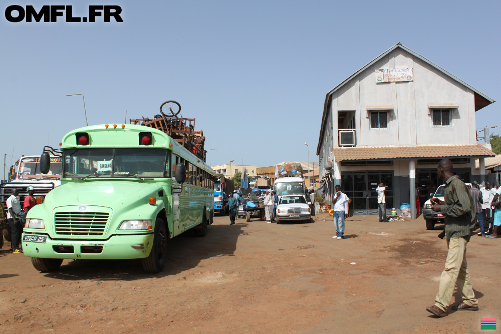 Un bus en Gambie