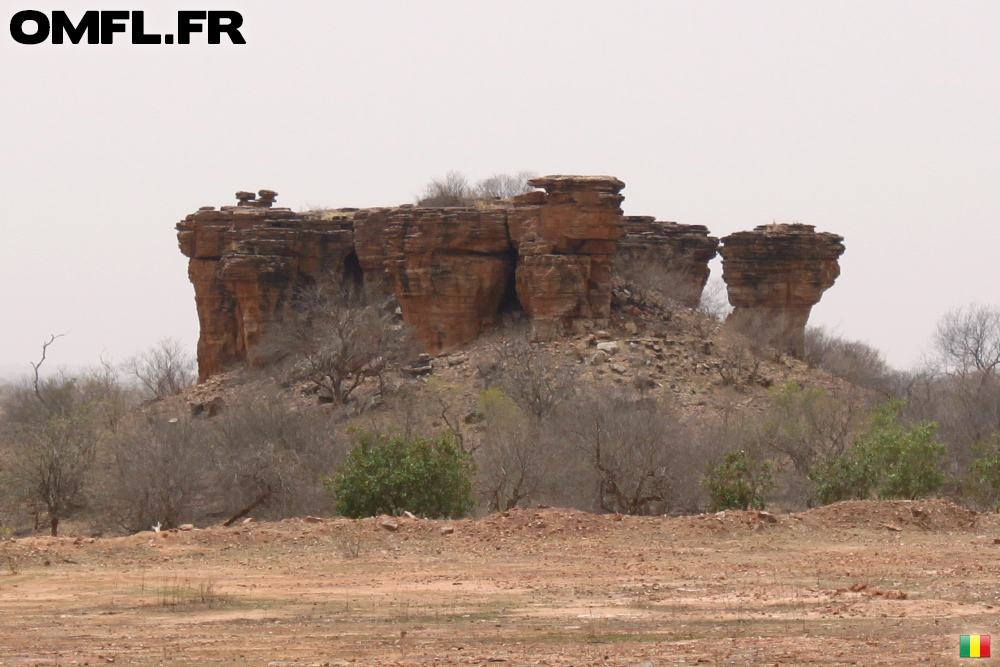 Un relief étrange sur la route entre Kayes et Bamako